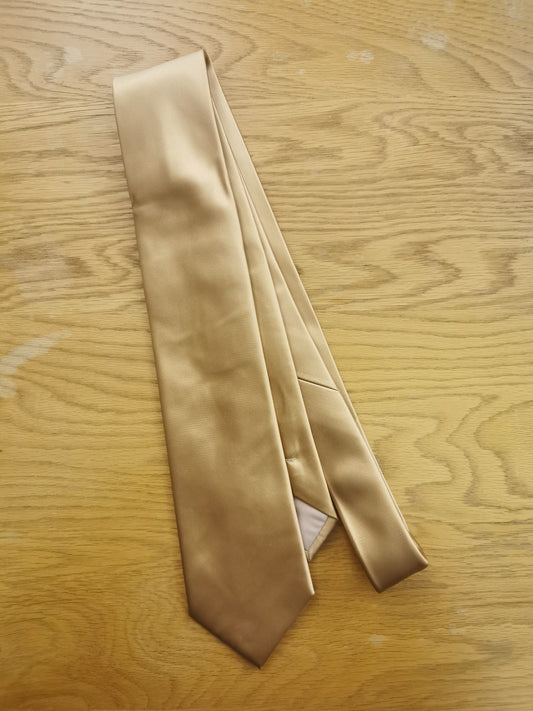 100% silk Baumler thick gold tie