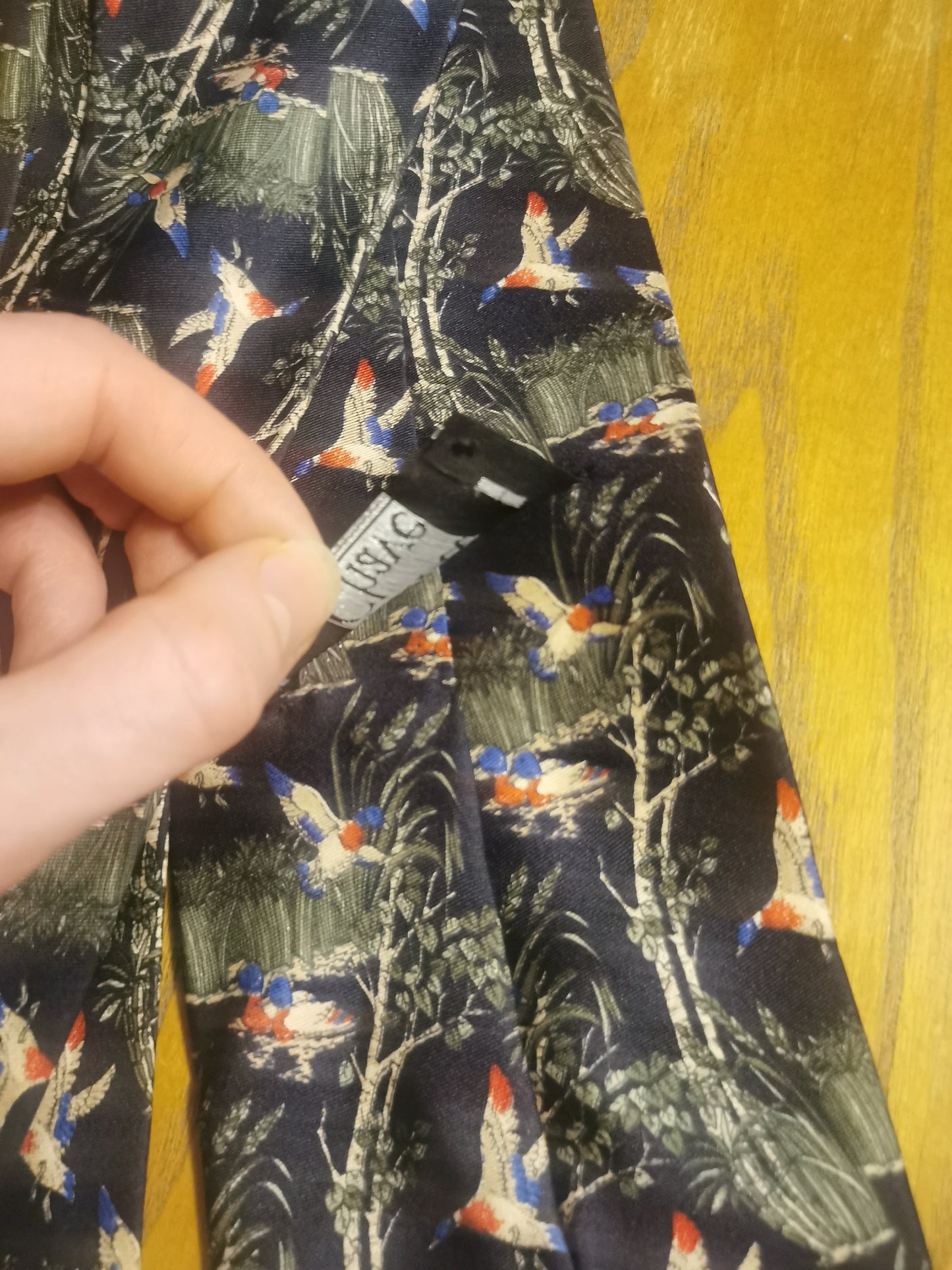100% silk vintage Fox & Chave Italian duck tie